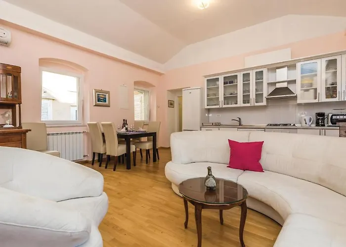 Cozy In With Wifi Tatil Evi Opatija